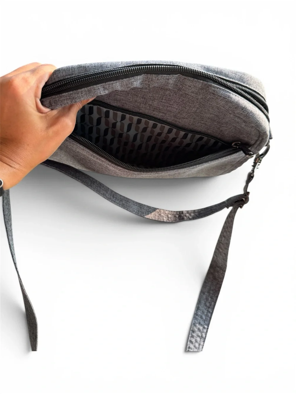 Lug Carousel XL Bag Charcoal Gray NWOT - Picture 5 of 5